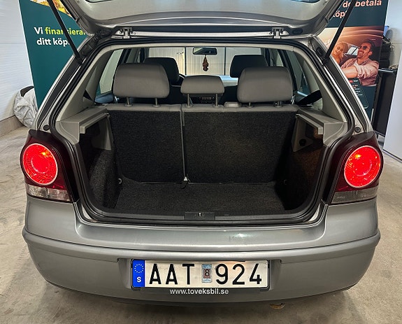 Volkswagen Polo 14 of 14