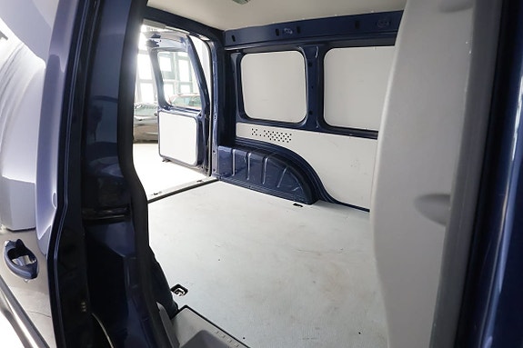 Volkswagen Caddy 8 of 22
