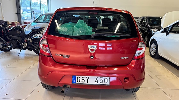 Dacia Sandero 6 of 15