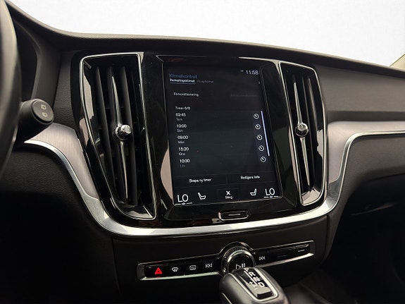 Volvo V60 21 of 30