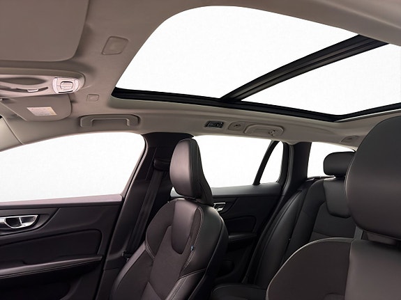 Volvo V60 12 of 30