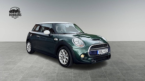 MINI Cooper S 3 of 17
