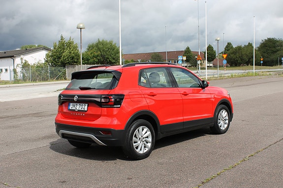 Volkswagen T-Cross 3 of 9