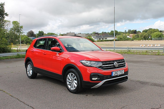 Volkswagen T-Cross 2 of 9