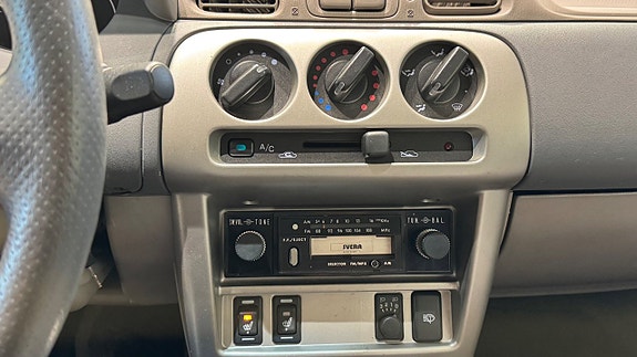 Nissan Micra 9 of 14