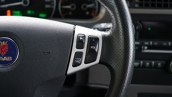 Saab 9-5 16 of 18