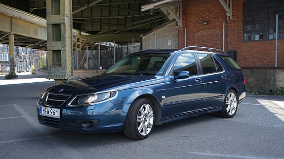 Saab 9-5 3 of 18