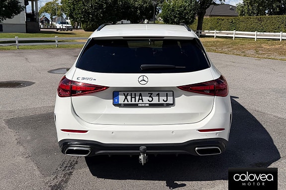 Mercedes-Benz C300 4 of 20