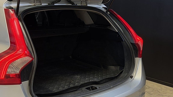 Volvo V60 22 of 22
