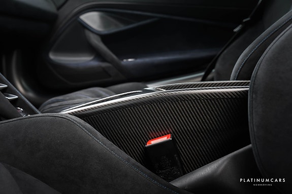 McLaren 765LT 18 of 29