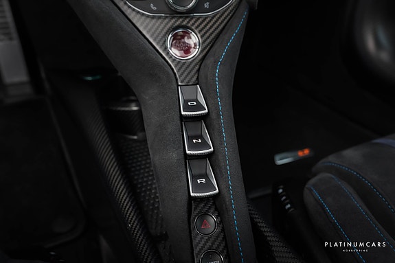 McLaren 765LT 15 of 29