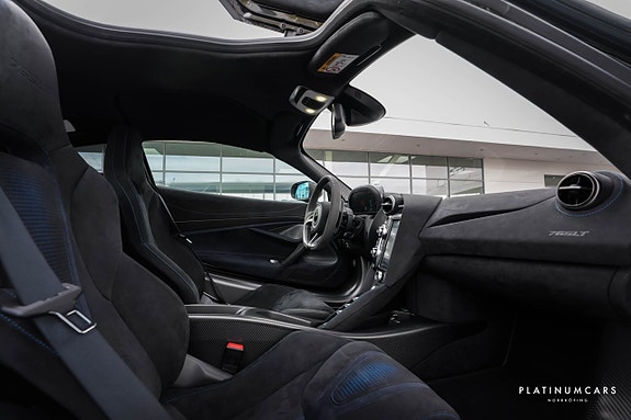 McLaren 765LT 7 of 29