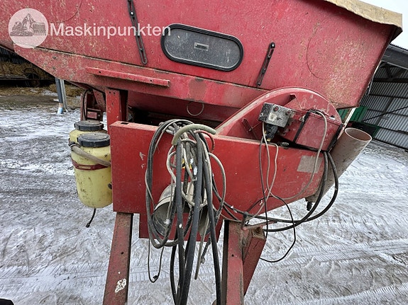 Tive 4018 gödningsmaskin 10 of 26