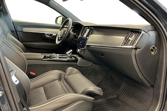 Volvo V90 7 of 30