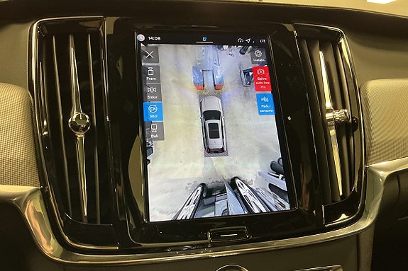 Volvo V90 30 of 30