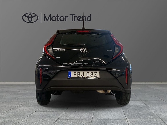 Toyota Aygo X 4 of 11