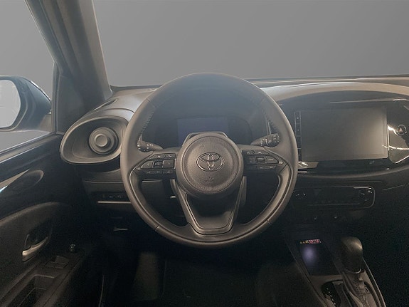 Toyota Aygo X 10 of 11