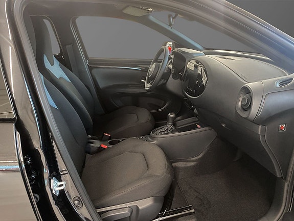 Toyota Aygo X 7 of 11