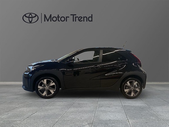 Toyota Aygo X 3 of 11