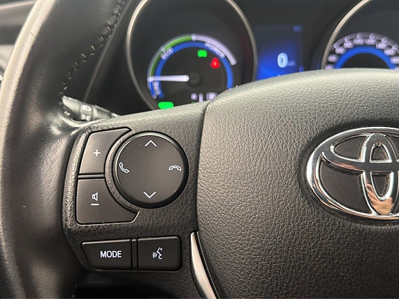 Toyota Auris 16 of 30