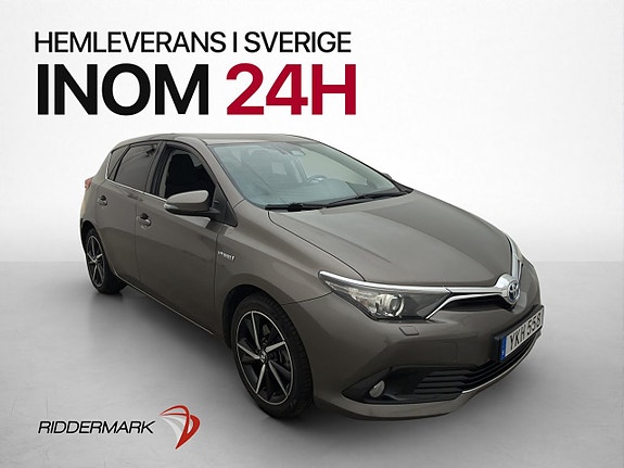 Toyota Auris 3 of 30