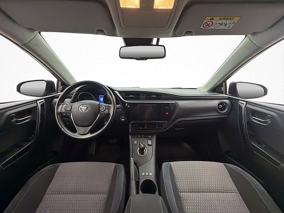 Toyota Auris 12 of 30
