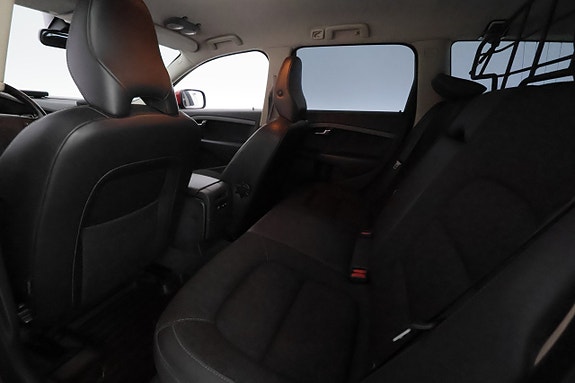 Volvo XC70 18 of 26