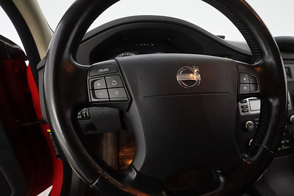 Volvo XC70 16 of 26