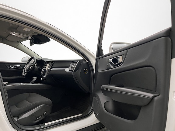 Volvo V60 Cross Country 26 of 30