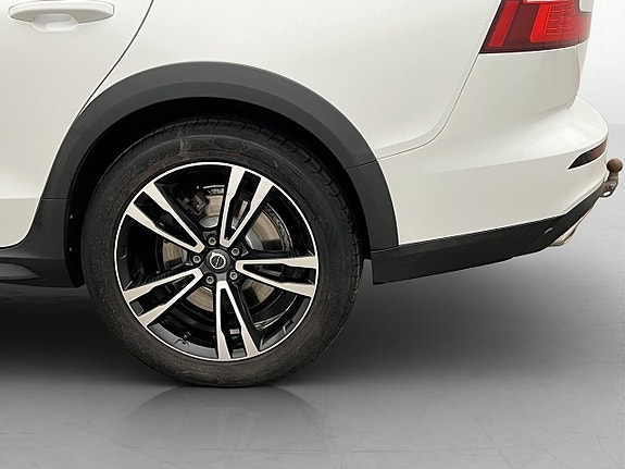 Volvo V60 Cross Country 28 of 30