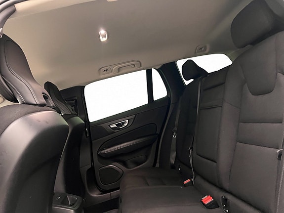 Volvo V60 Cross Country 22 of 30