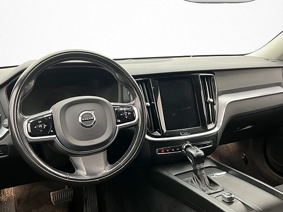 Volvo V60 Cross Country 13 of 30