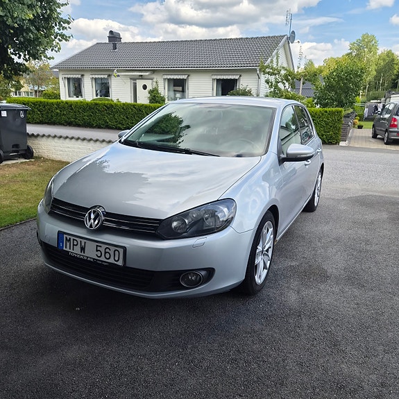 Volkswagen Golf VI 2 of 3