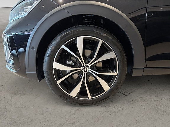 Volkswagen Taigo 6 of 17