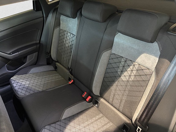Volkswagen Taigo 13 of 17