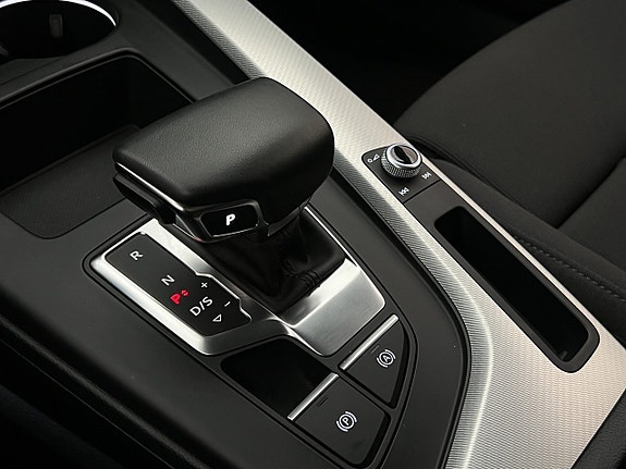 Audi A4 25 of 30