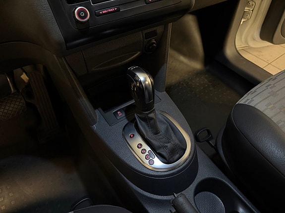 Volkswagen Caddy 12 of 26