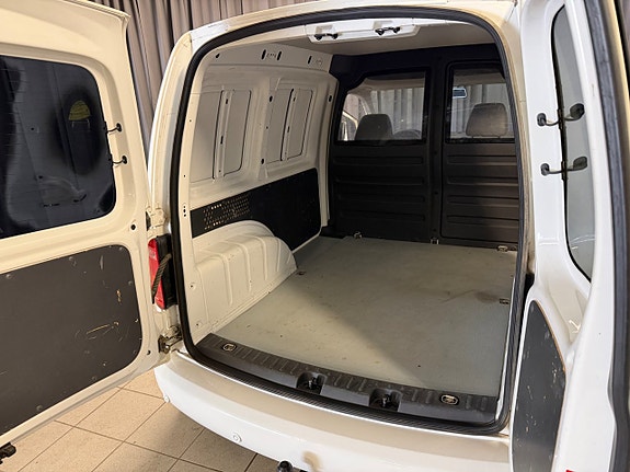 Volkswagen Caddy 14 of 26