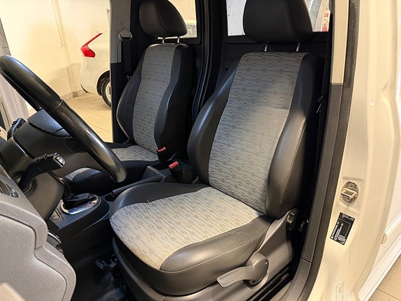 Volkswagen Caddy 9 of 26