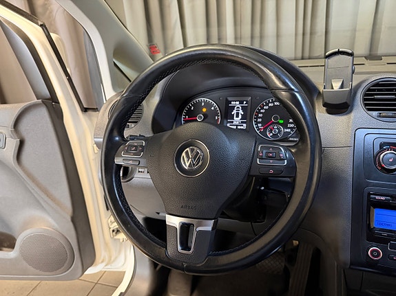 Volkswagen Caddy 10 of 26