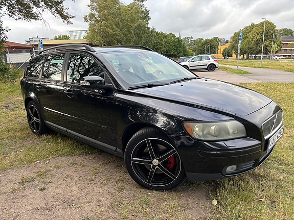 Volvo V50 6 of 27