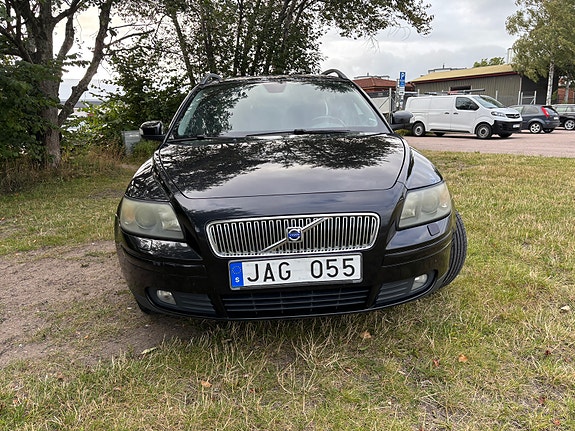 Volvo V50 7 of 27