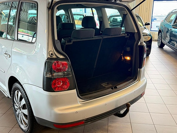 Volkswagen Touran 10 of 10