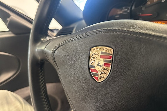 Porsche 911 Carrera 20 of 22