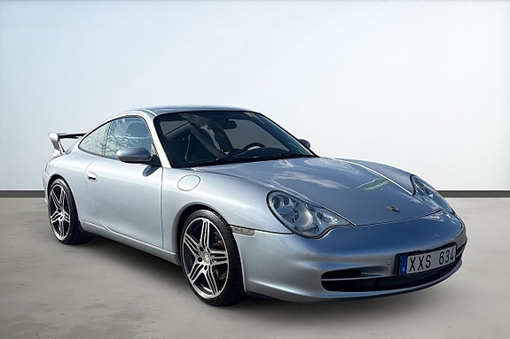 Porsche 911 Carrera 7 of 22