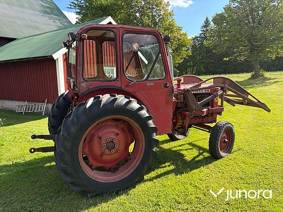 Traktor med frontlastare - Volvo BM, 400 Buster 9 of 30