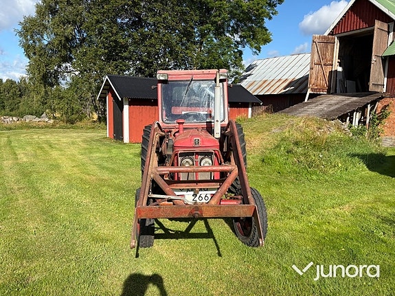 Traktor med frontlastare - Volvo BM, 400 Buster 14 of 30