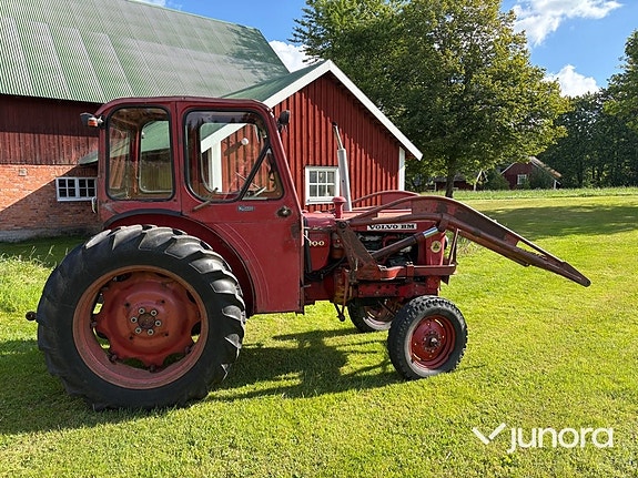 Traktor med frontlastare - Volvo BM, 400 Buster 10 of 30