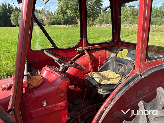 Traktor med frontlastare - Volvo BM, 400 Buster 15 of 30