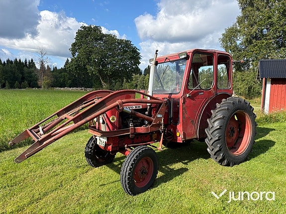 Traktor med frontlastare - Volvo BM, 400 Buster 2 of 30